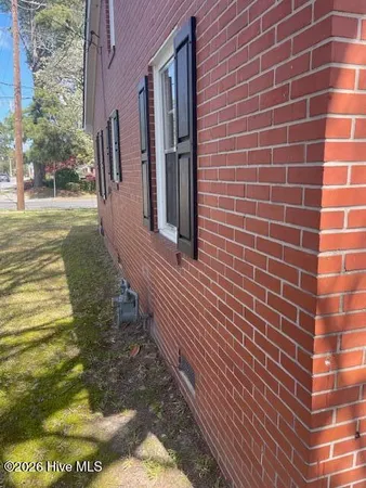 $139,600 | 406 West Daniels Street, Kinston, NC 28501