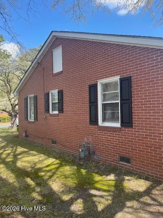 $139,600 | 406 West Daniels Street, Kinston, NC 28501