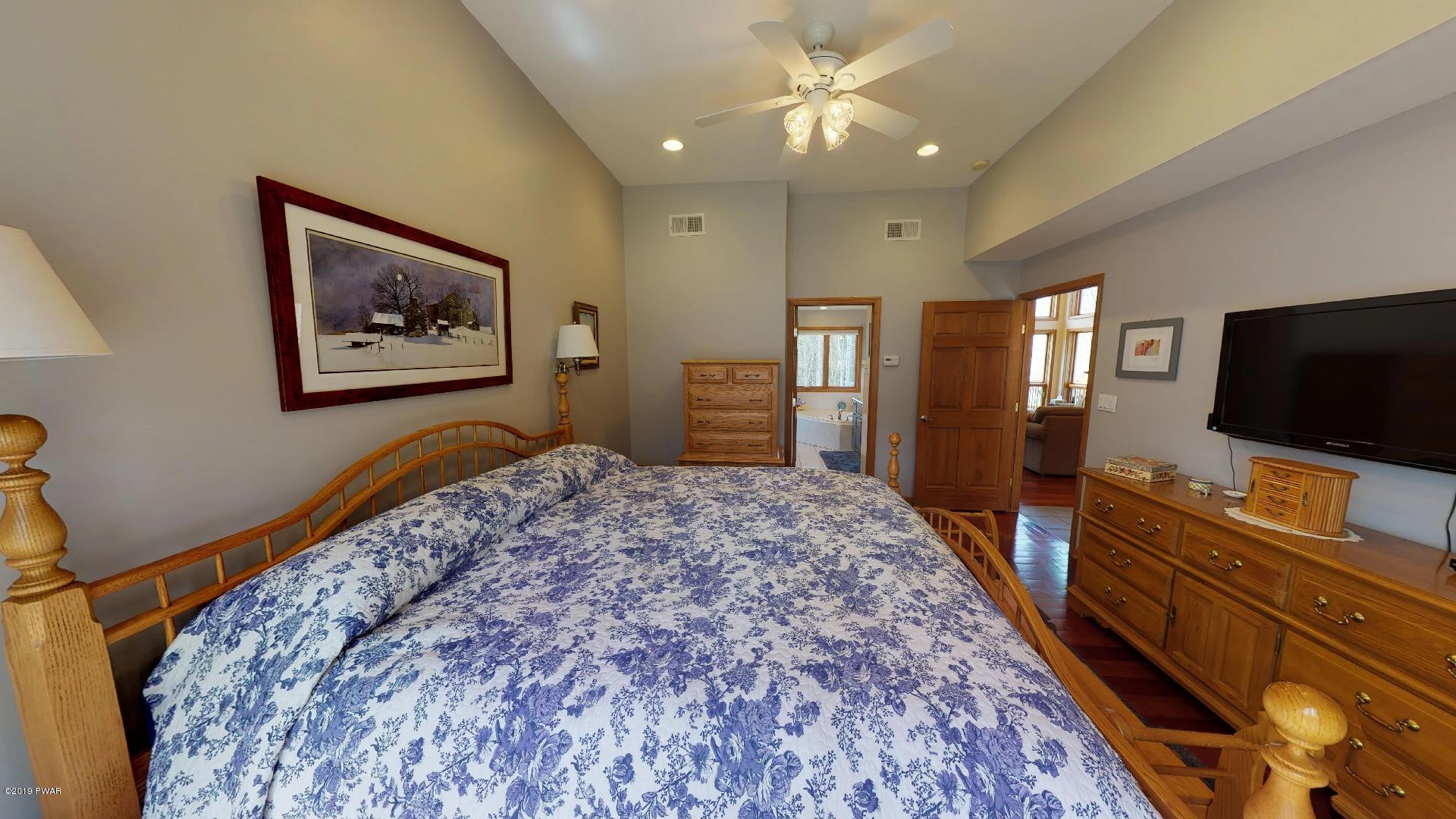 231 Springbrook Road Shohola, PA 18458 - Photo 17 of 35 Master bedroom 2