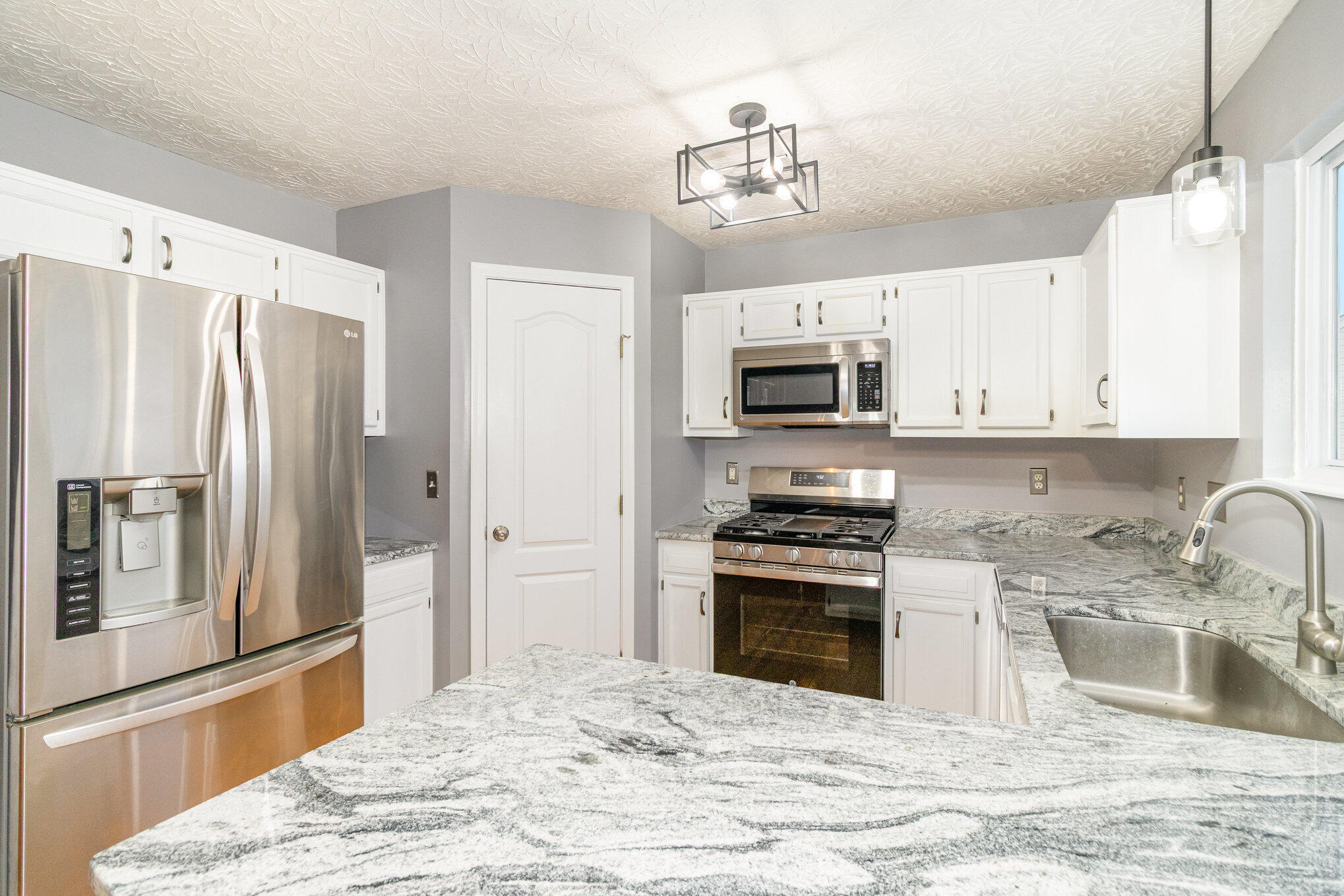 756 Ridgepoint Drive Independence, KY 41051 - Photo 4 of 29 Gallery Image 4