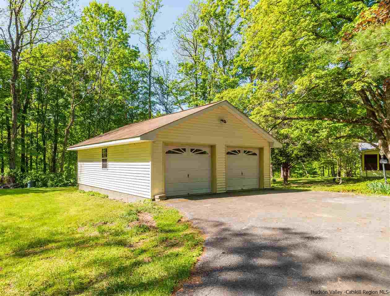 61-63 Lake Road Wallkill, NY 12589 - Photo 2 of 27