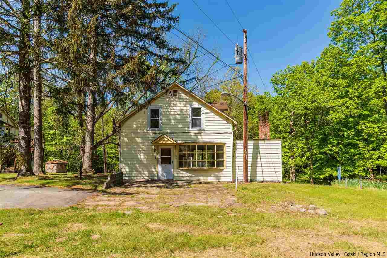 61-63 Lake Road Wallkill, NY 12589 - Photo 5 of 27