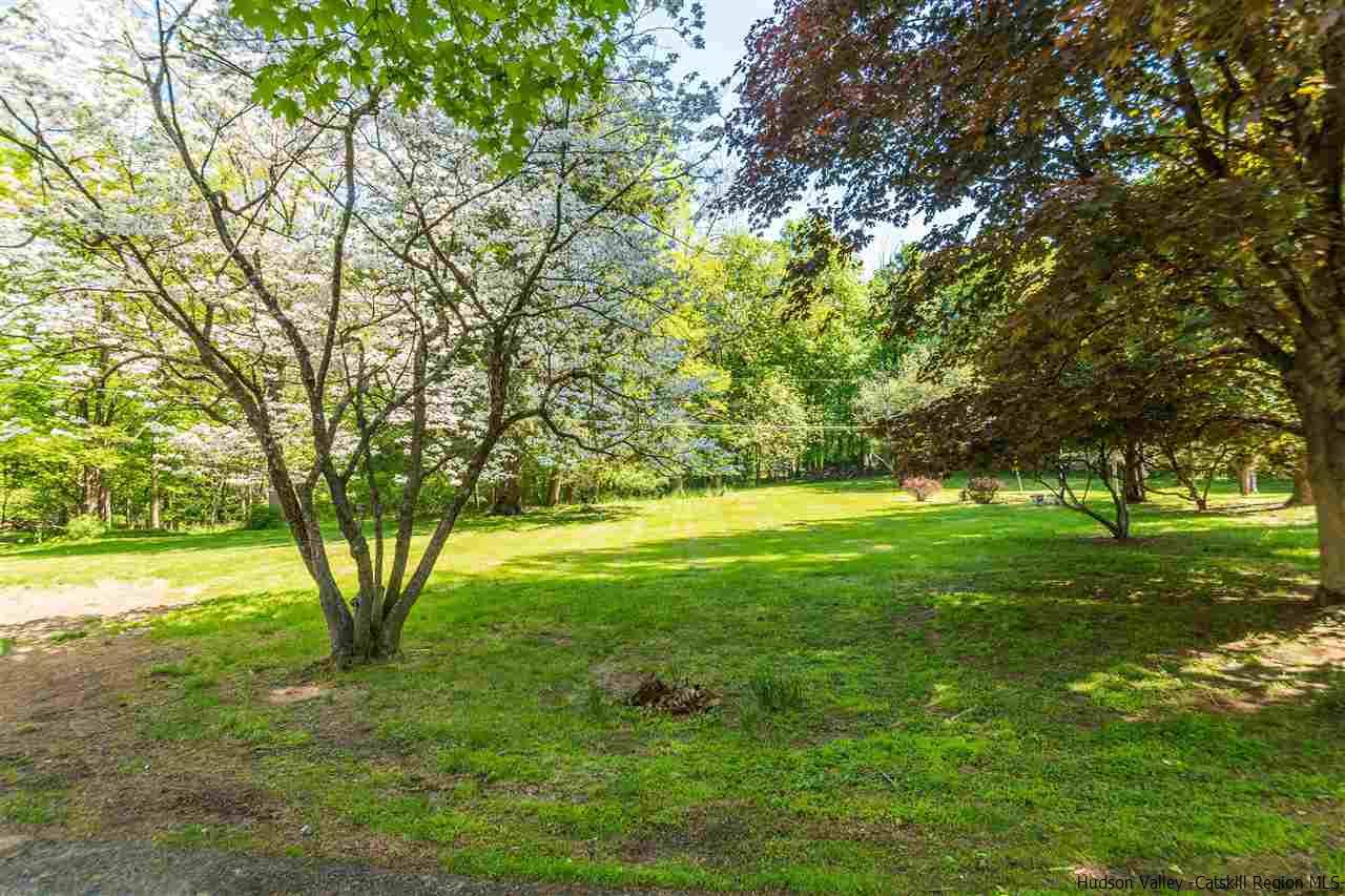 61-63 Lake Road Wallkill, NY 12589 - Photo 8 of 27