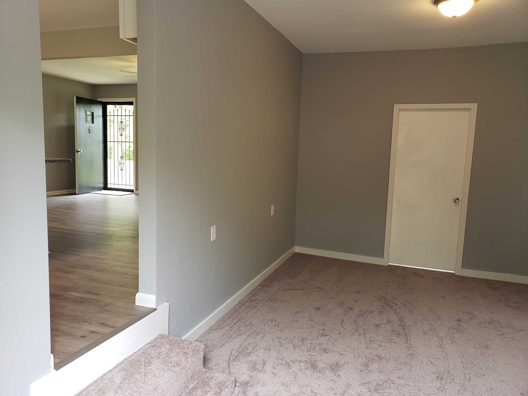 814 Miles Road Pulaski, TN 38478 - Photo 25 of 35 a view of an empty room and window