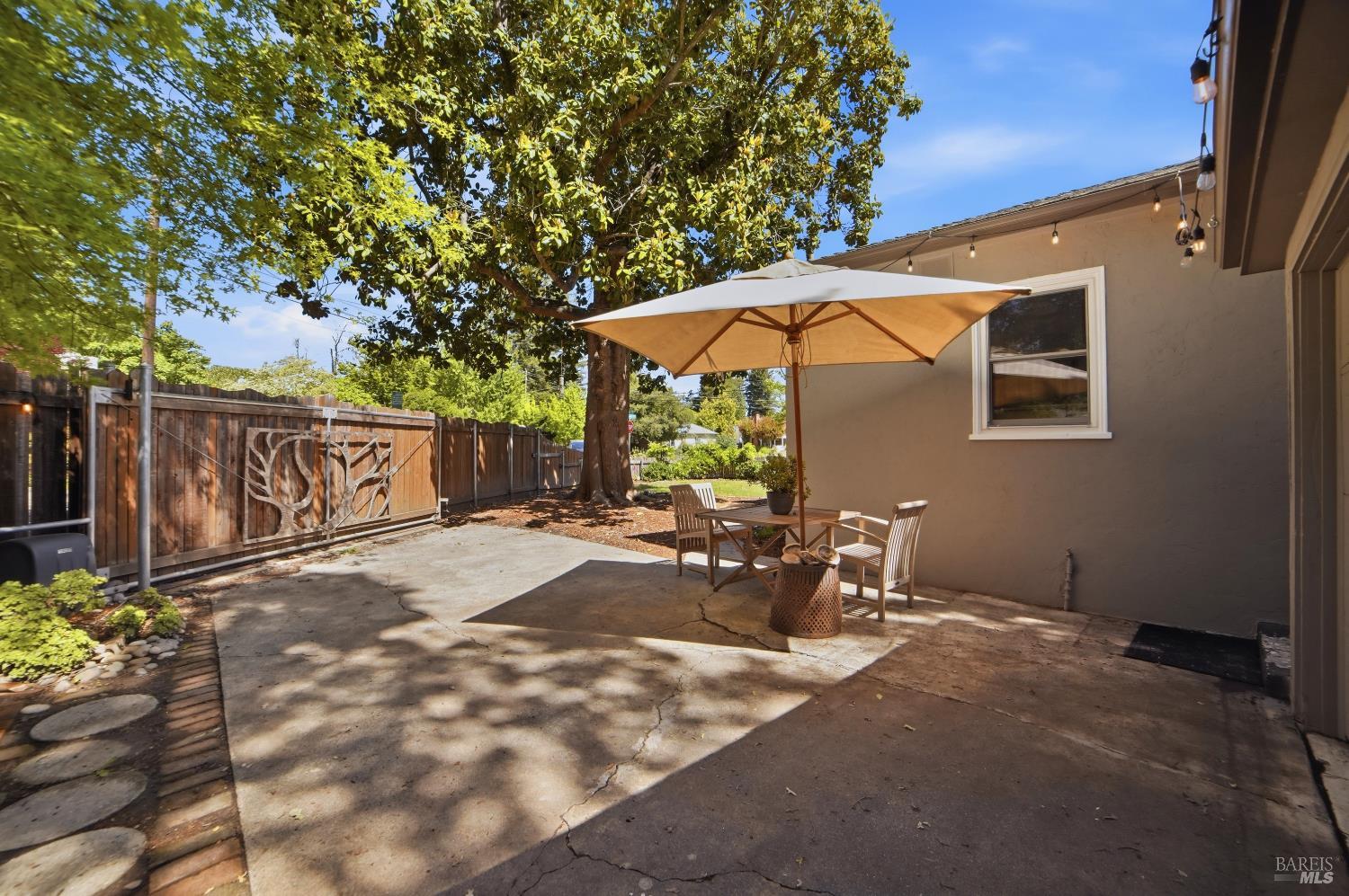 231 Talbot Avenue Santa Rosa, CA 95405 - Photo 14 of 42