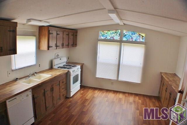 982-983 Aragon Road Montegut, LA 70377 - Photo 34 of 45 Kitchen
