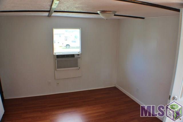 982-983 Aragon Road Montegut, LA 70377 - Photo 40 of 45 Bedroom 1 for Batture Mobile Home