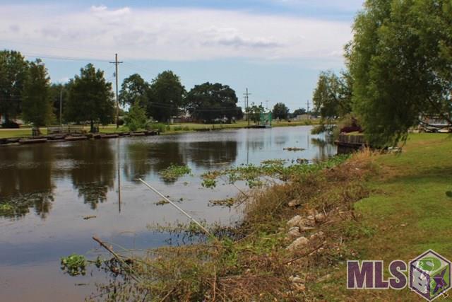 982-983 Aragon Road Montegut, LA 70377 - Photo 6 of 45 Bayou Side