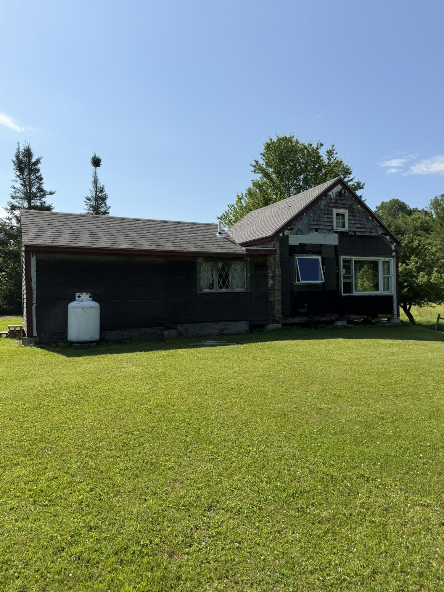 1895 Wagner Bridge Road Waldoboro, ME 04572 - Photo 2 of 17 IMG_3095