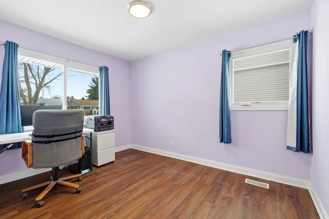 $318,000 | 733 Oriole Drive, Streamwood, IL 60107