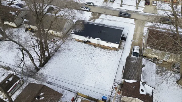 $318,000 | 733 Oriole Drive, Streamwood, IL 60107