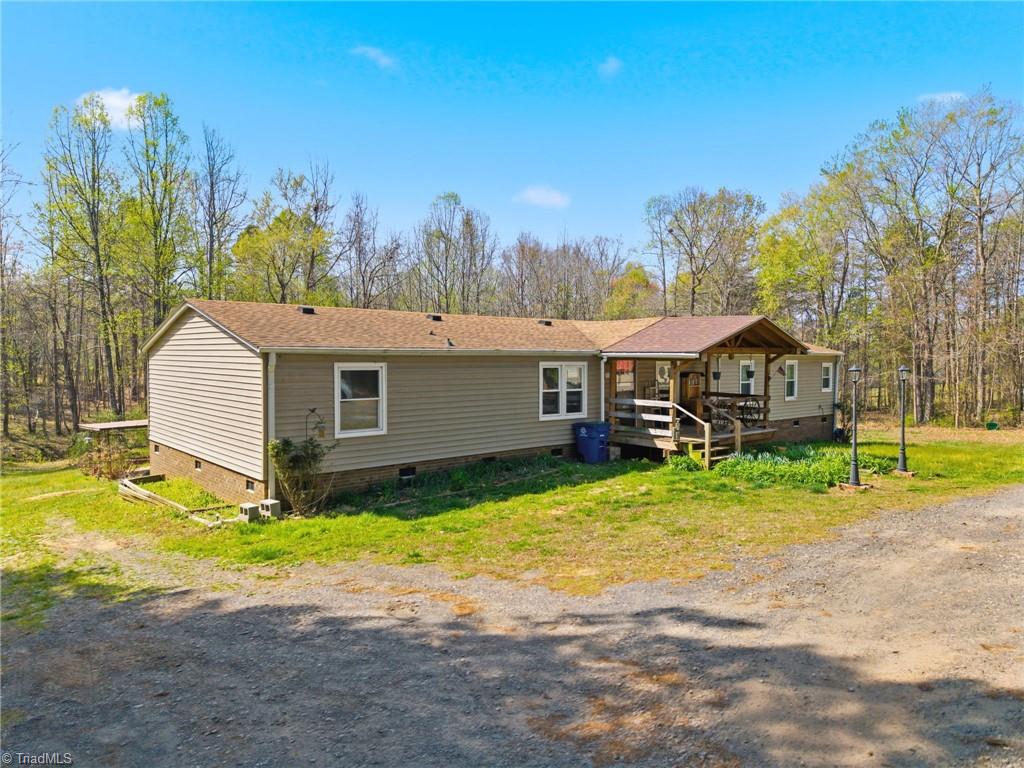 1011 Comer Road Stoneville, NC 27048 - Photo 2 of 37