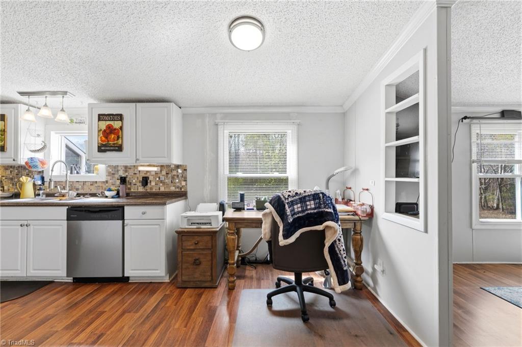 1011 Comer Road Stoneville, NC 27048 - Photo 7 of 37