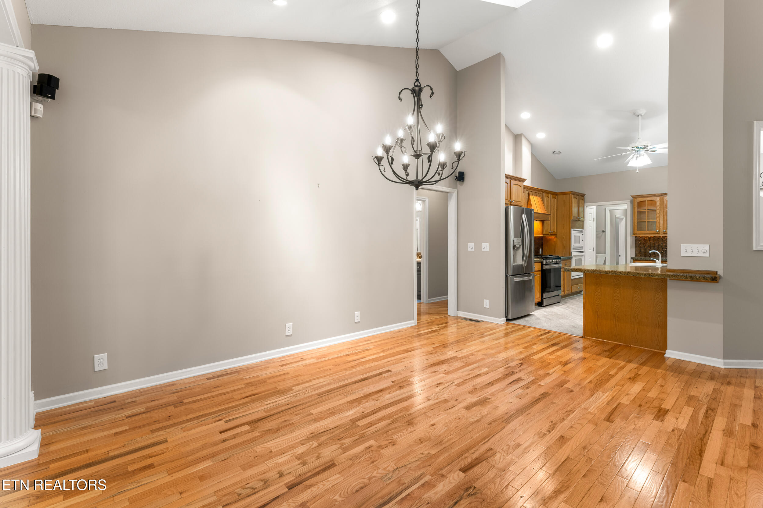 123 Inata Circle Loudon, TN 37774 - Photo 15 of 58 123 inata circle-16