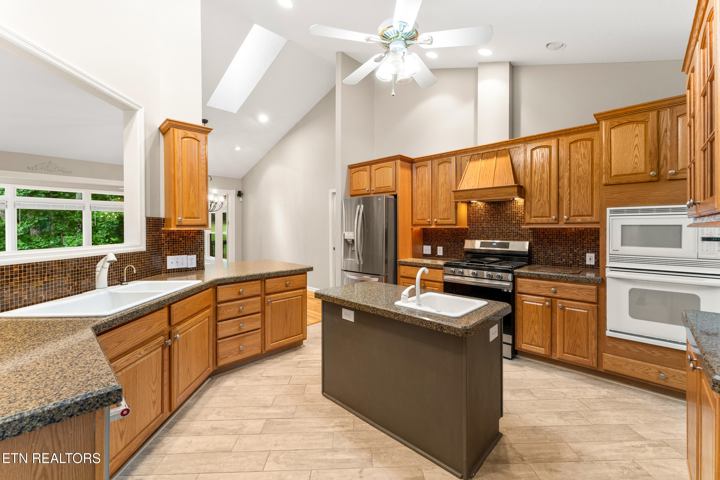 123 Inata Circle Loudon, TN 37774 - Photo 17 of 58 123 inata circle-20