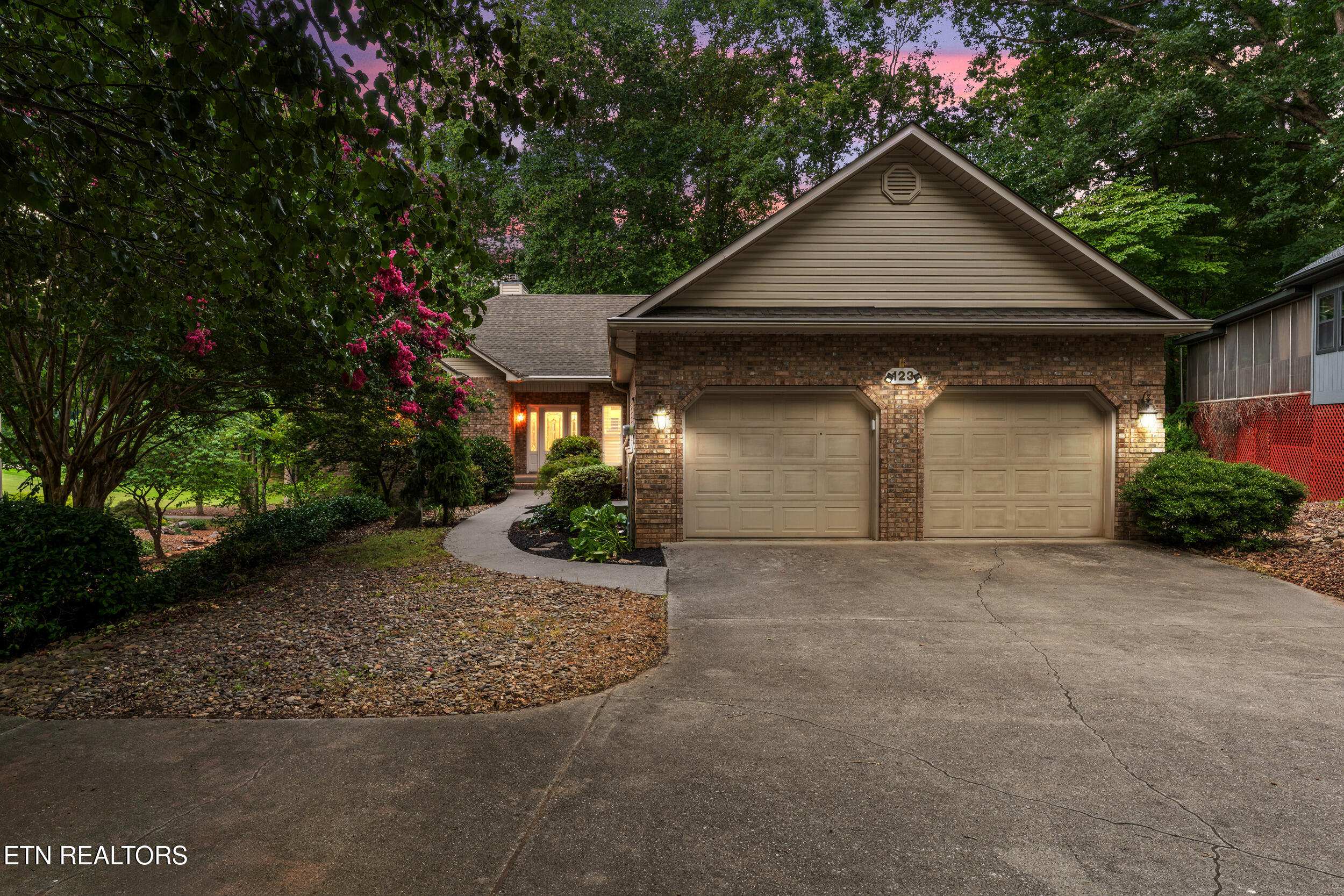 123 Inata Circle Loudon, TN 37774 - Photo 2 of 58 123 inata circle-1