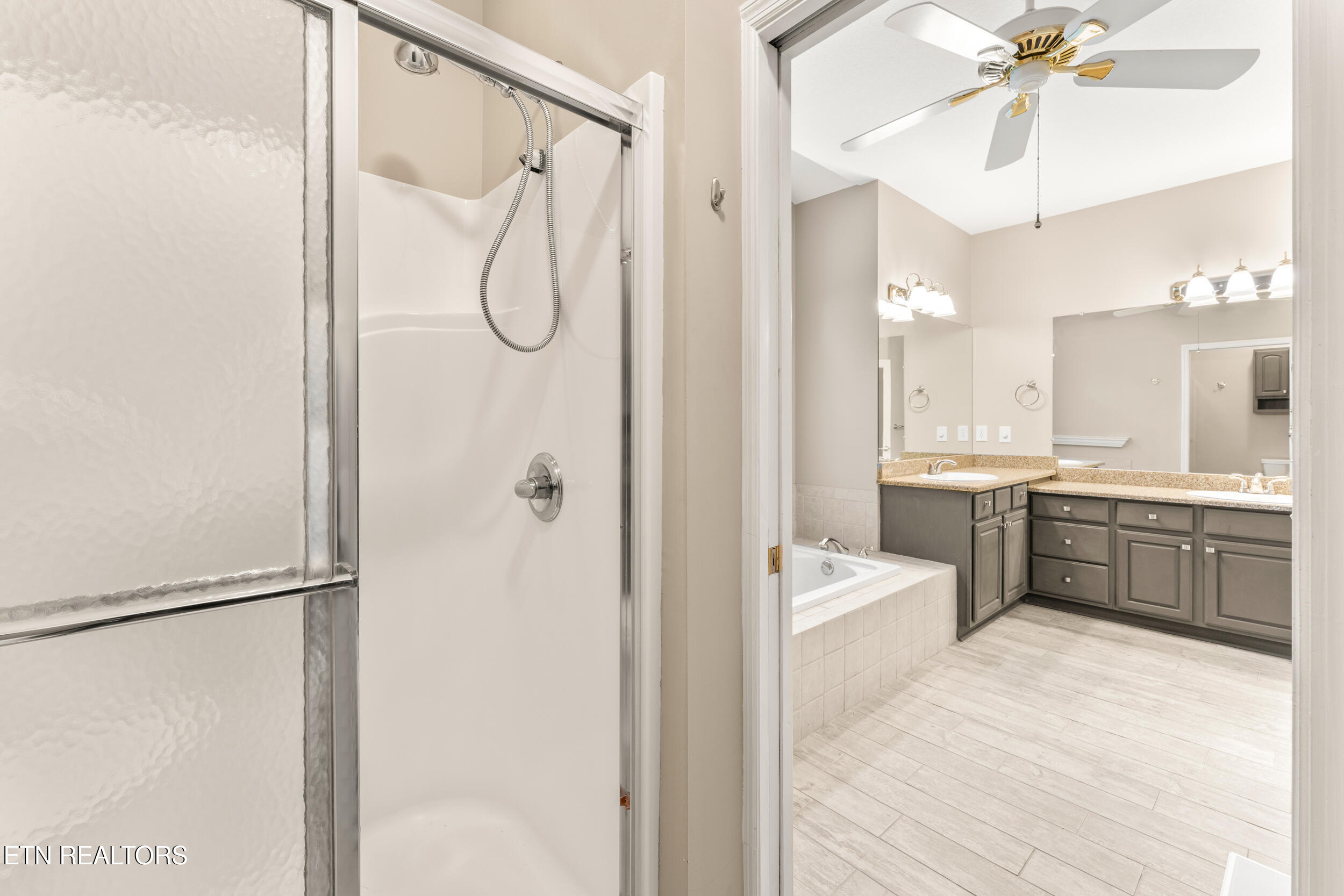 123 Inata Circle Loudon, TN 37774 - Photo 22 of 58 123 inata circle-29