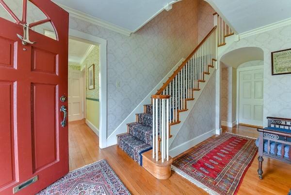 10 Emerson Road Wellesley, MA 02481 - Photo 5 of 28