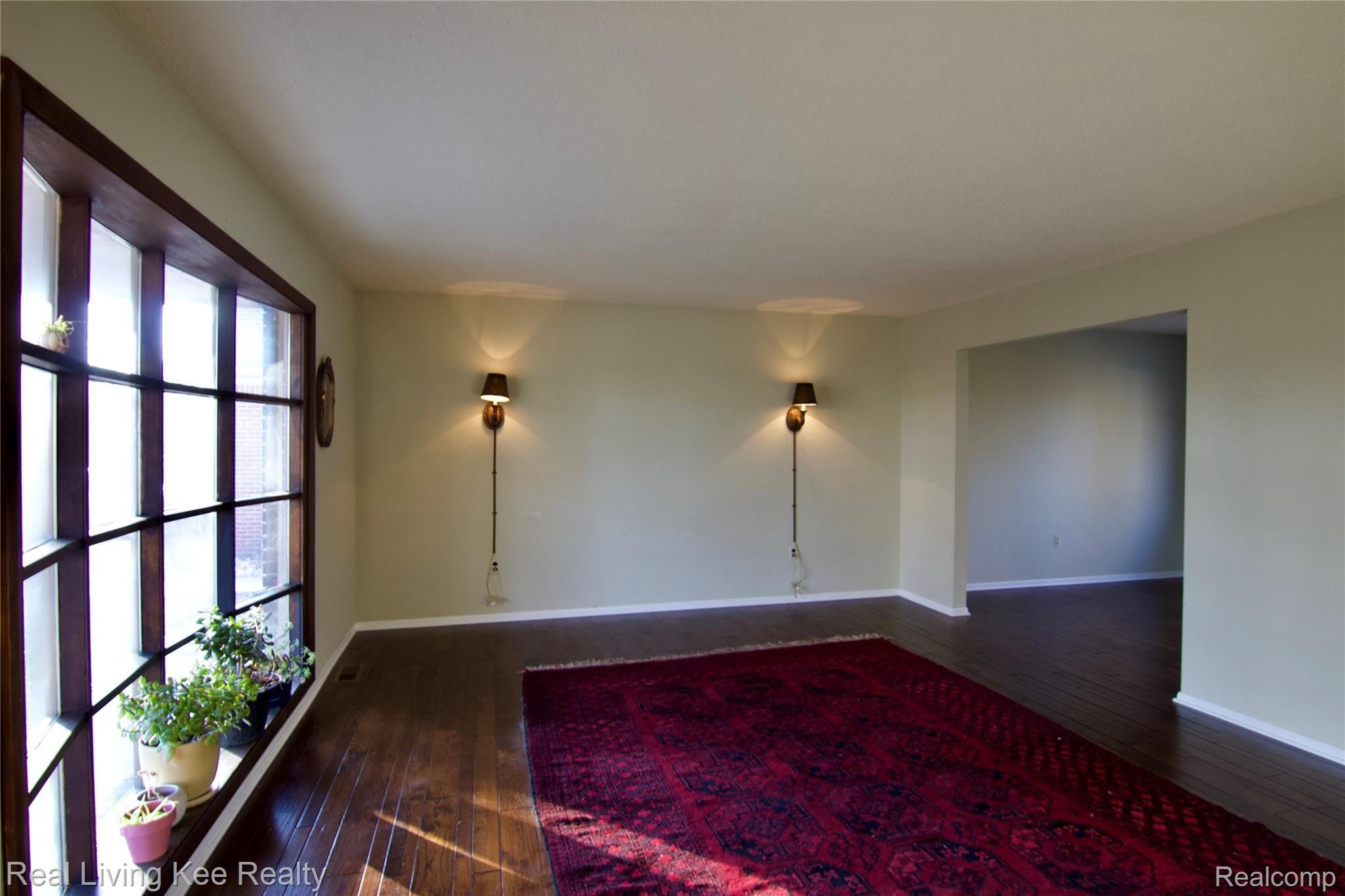 2861 Ranieri Drive Troy, MI 48085 - Photo 9 of 36 fullsizeoutput_9af.jpeg