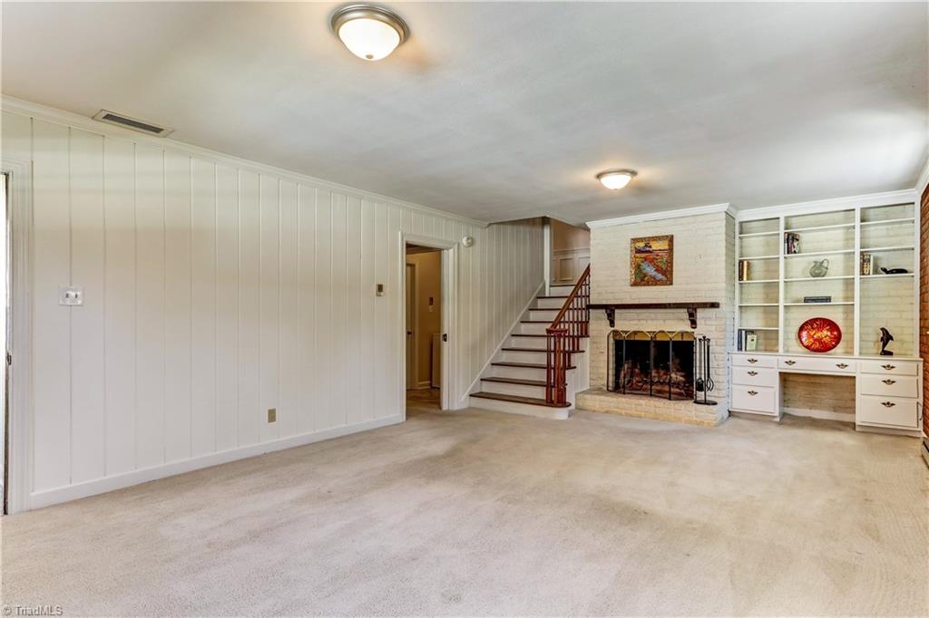 804 Kemp Road West Greensboro, NC 27410 - Photo 19 of 30 Den