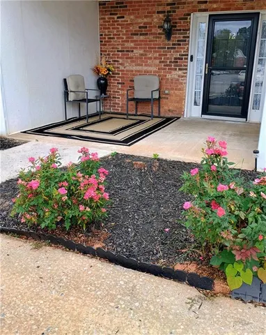 $205,000 | 12 Intown Place, Fayetteville, GA 30214