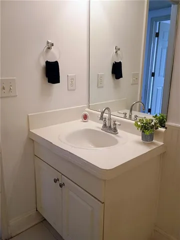 $205,000 | 12 Intown Place, Fayetteville, GA 30214