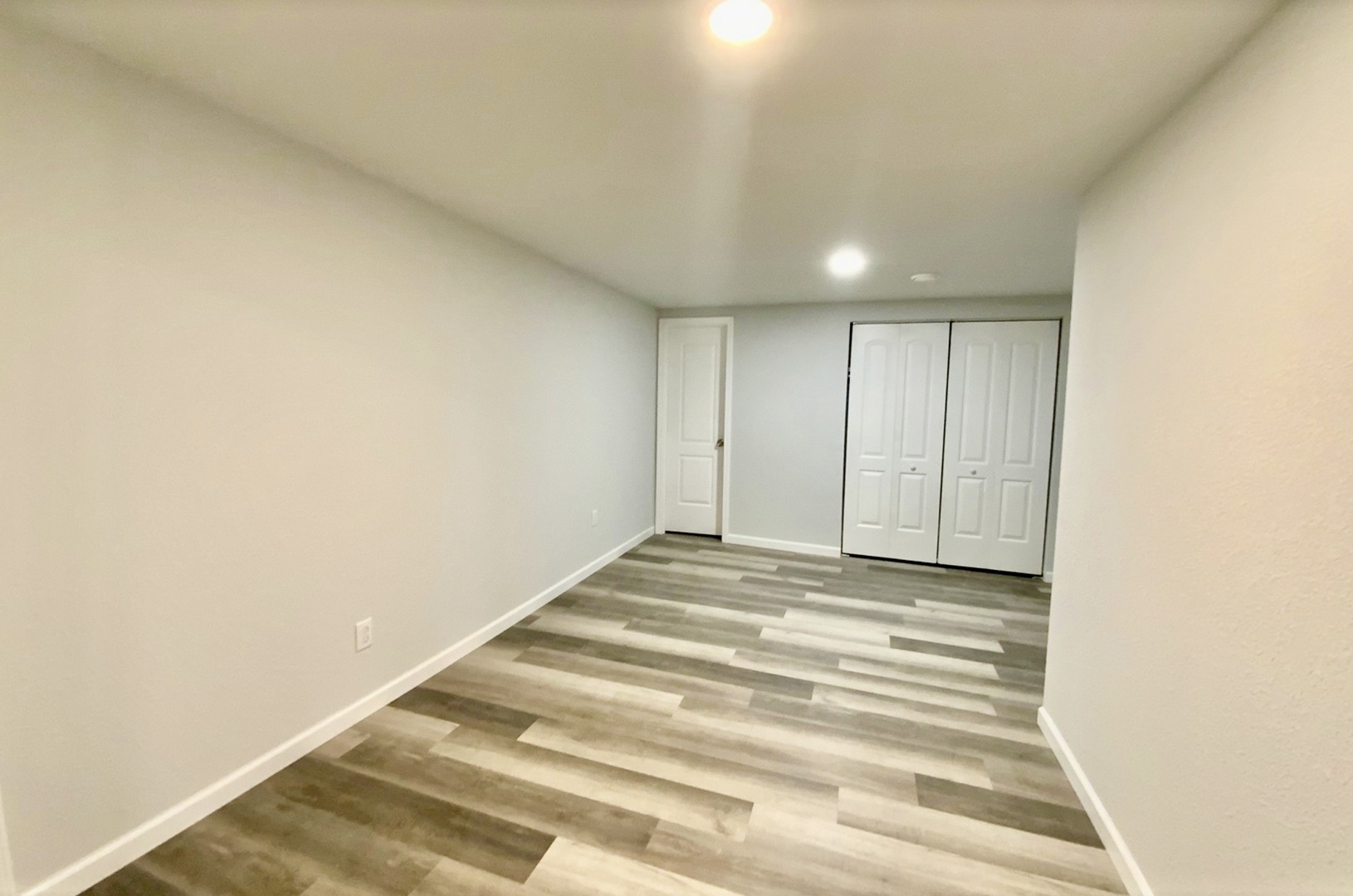 3929 Pinecrest Road Rockford, IL 61107 - Photo 11 of 33 a view of an empty room