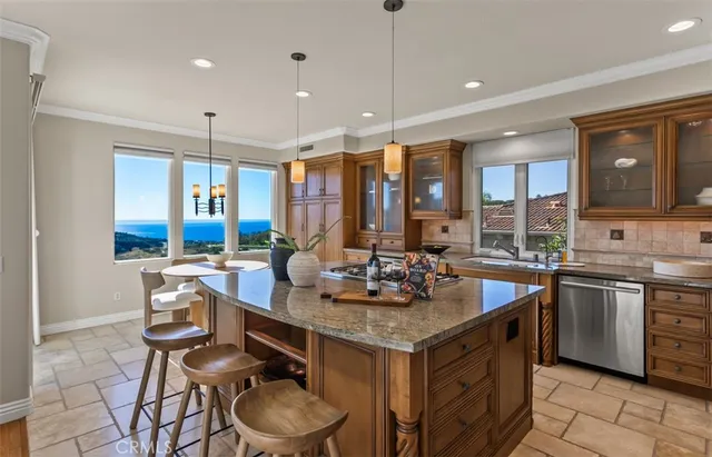 $5,995,000 | 36 Tidal Surf, Newport Coast, CA 92657