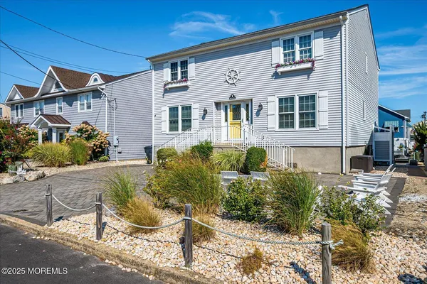 $2,199,000 | 308 Cove Drive, Mantoloking, NJ 08738