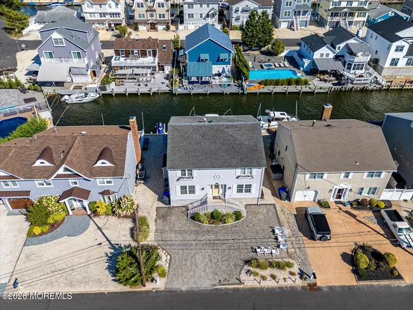 $2,199,000 | 308 Cove Drive, Mantoloking, NJ 08738