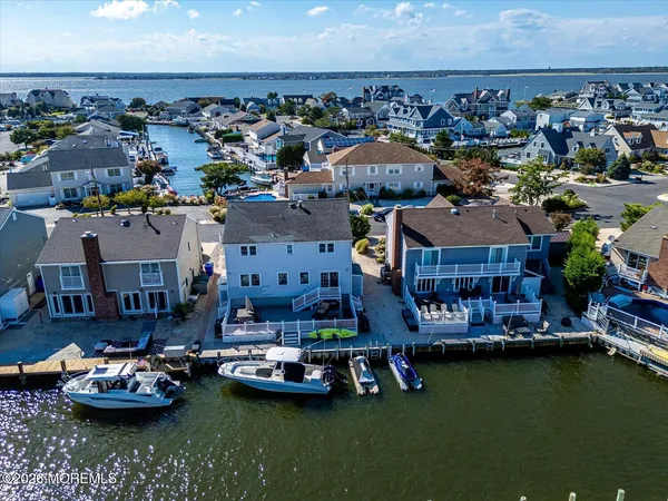 $2,199,000 | 308 Cove Drive, Mantoloking, NJ 08738