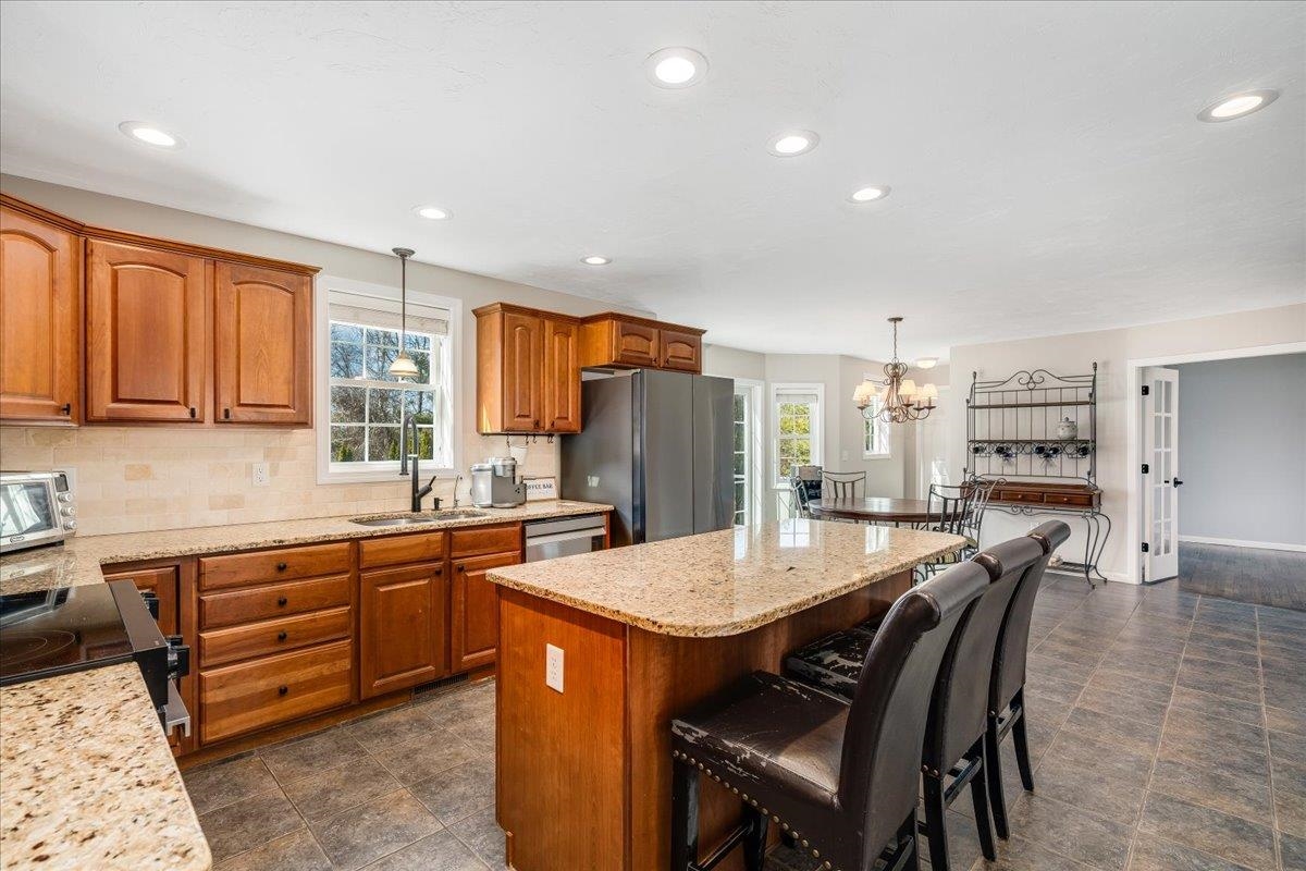 14 Castle Hill Road Windham, NH 03087 - Photo 3 of 50