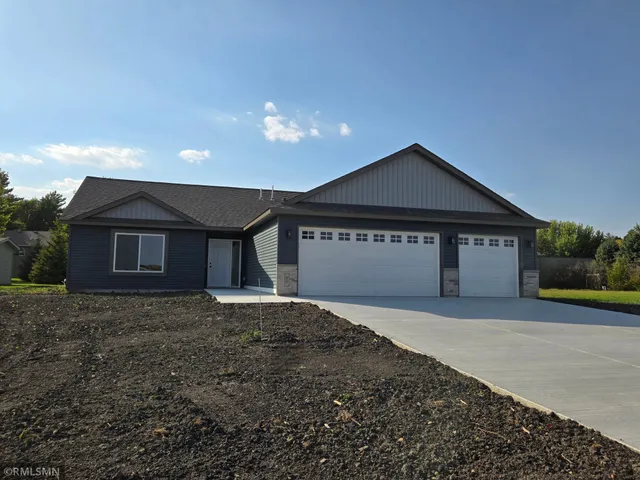 $329,900 | 807 Pondview Drive, Arlington, MN 55307