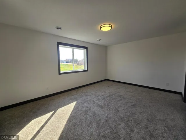 $329,900 | 807 Pondview Drive, Arlington, MN 55307