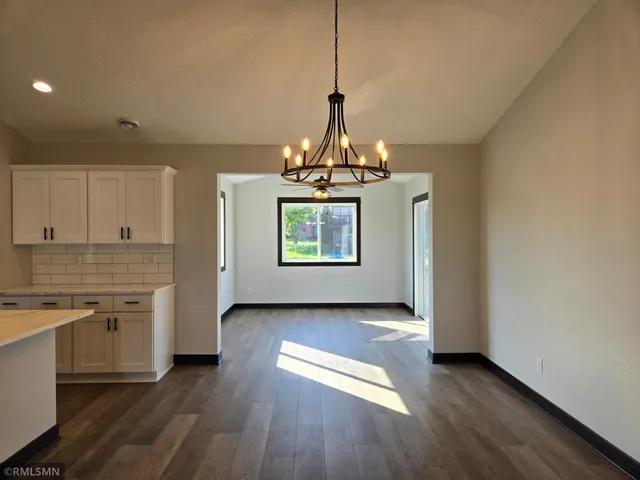 $329,900 | 807 Pondview Drive, Arlington, MN 55307