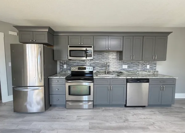 $1,800 | 28 King Street, Unit 2, Westfield, MA 01085