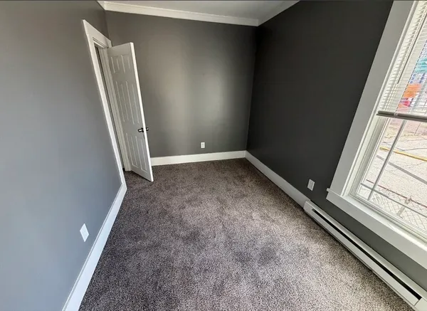 $1,800 | 28 King Street, Unit 2, Westfield, MA 01085