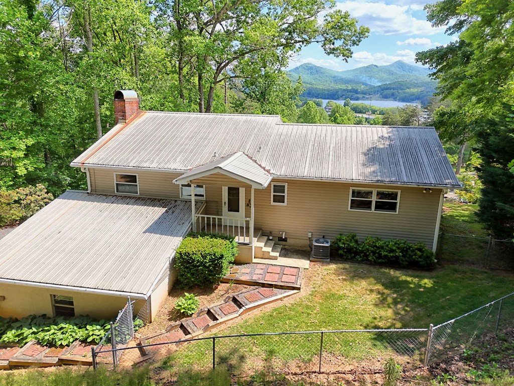230 Rolling Acres Road Hiawassee, GA 30546 - Photo 46 of 52 Gallery Image 46