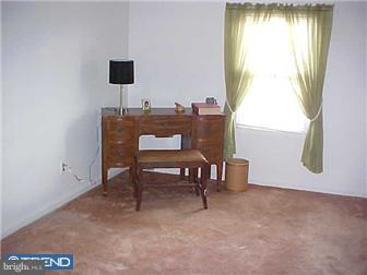 252 West Roland Road Brookhaven, PA 19015 - Photo 5 of 12 Gallery Image 5