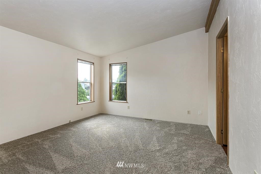 12523 Northeast 199th Street Bothell, WA 98011 - Photo 11 of 19 Gallery Image 11