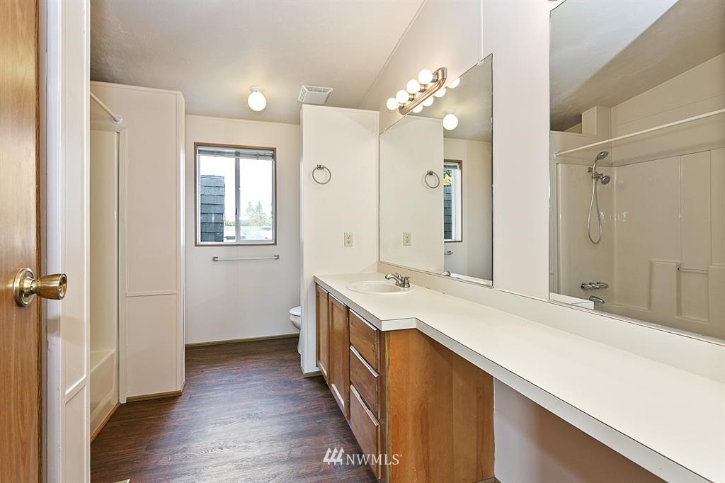 12523 Northeast 199th Street Bothell, WA 98011 - Photo 13 of 19 Gallery Image 13