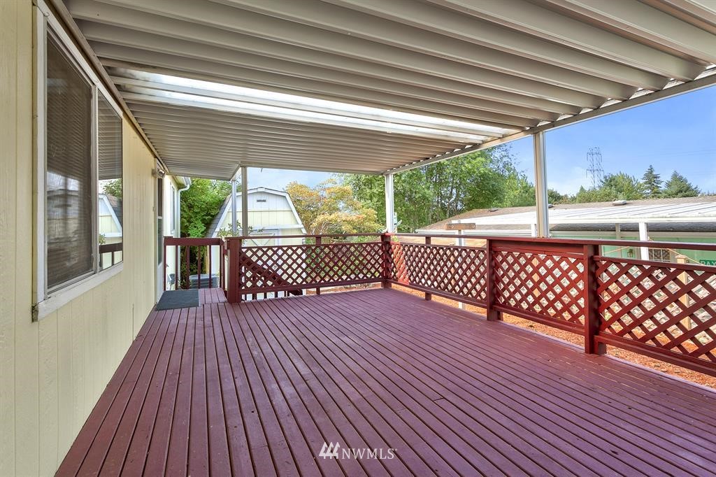 12523 Northeast 199th Street Bothell, WA 98011 - Photo 17 of 19 Gallery Image 17