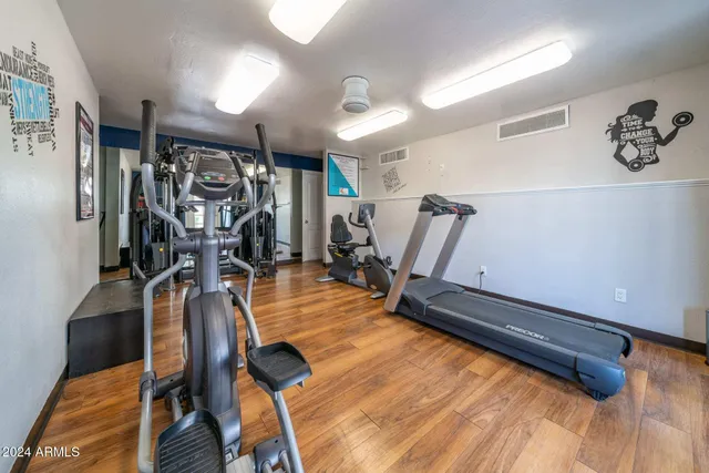 $1,415 | 949 South Longmore, Unit 1, Mesa, AZ 85202