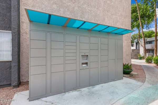 $1,315 | 949 South Longmore, Unit 1, Mesa, AZ 85202