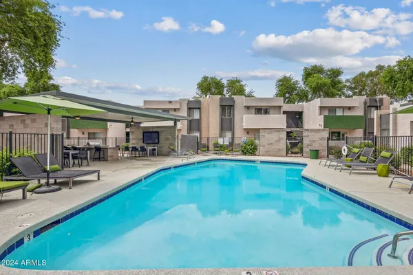 $1,315 | 949 South Longmore, Unit 1, Mesa, AZ 85202