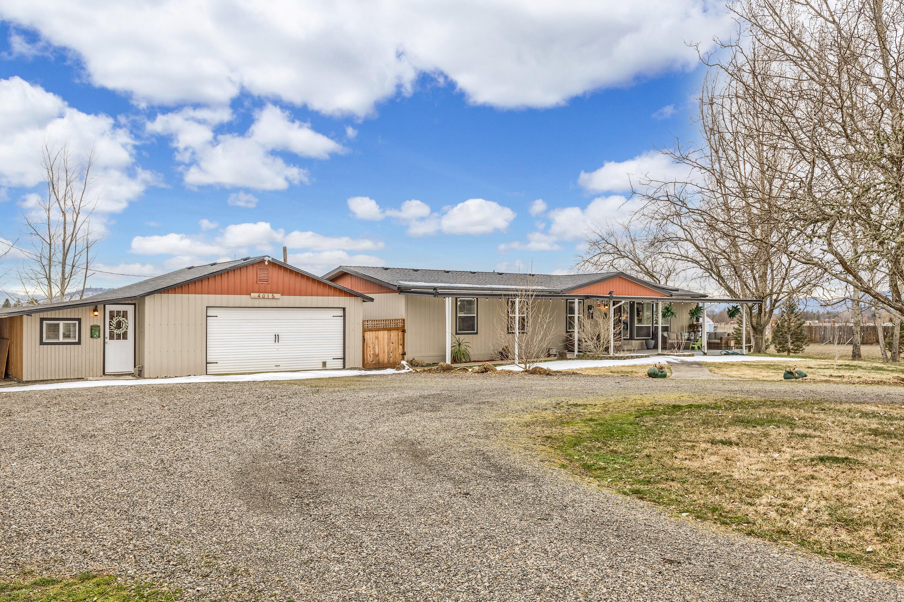 4015 Winnetka Road White City, OR 97503 - Photo 5 of 41 04_WD_4