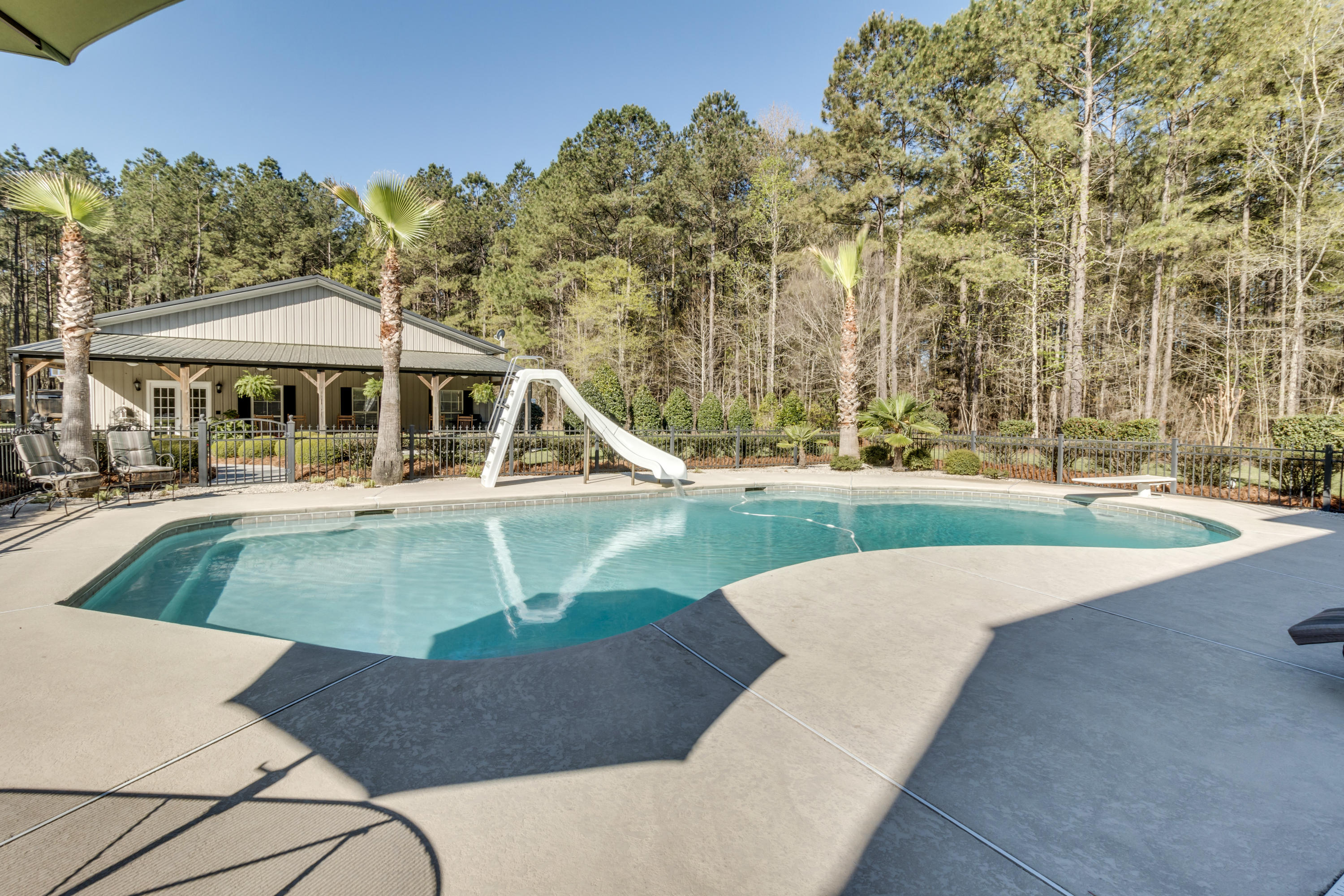 152 Country Road Bowman, SC 29018 - Photo 3 of 75 3