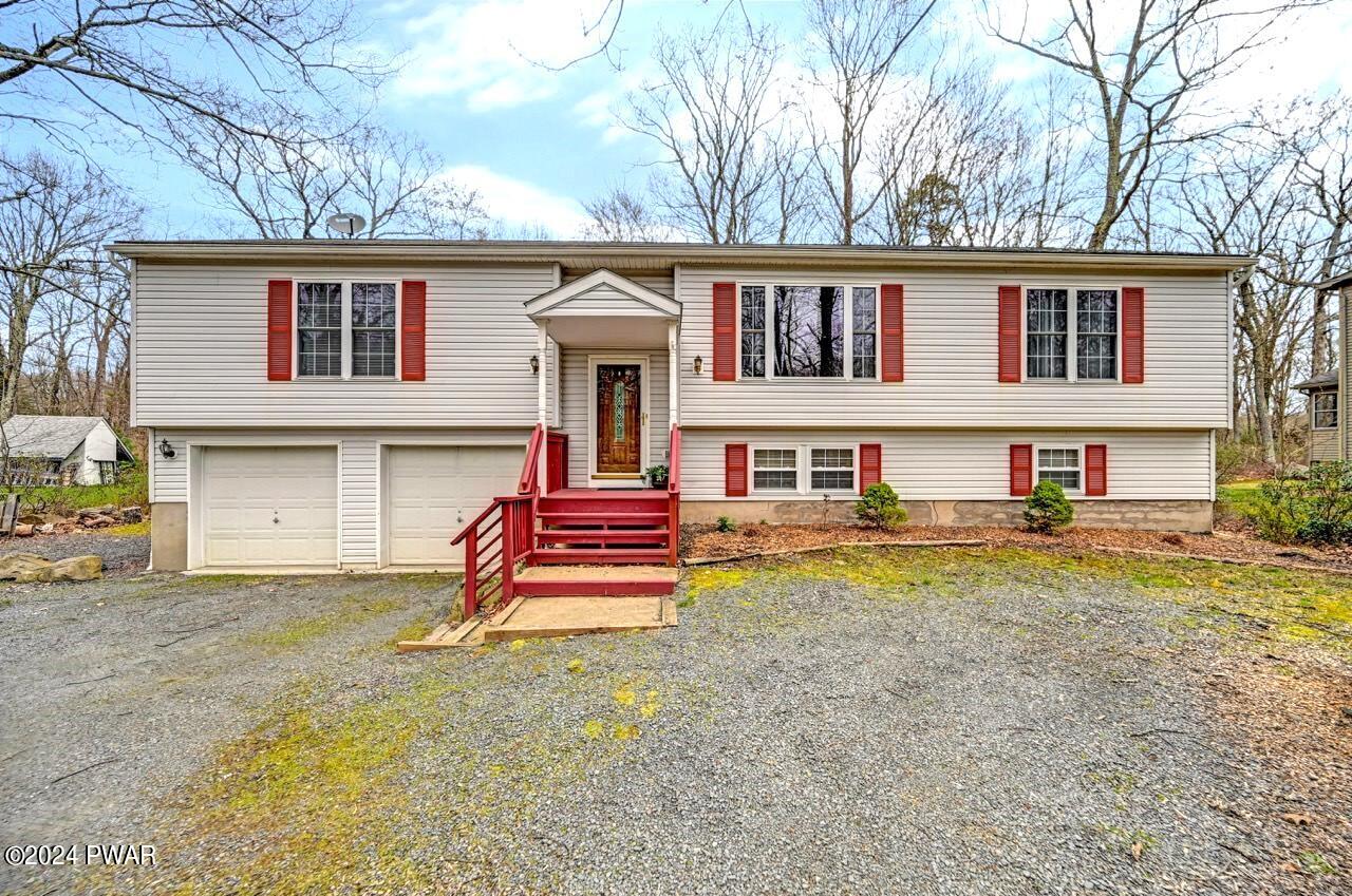 401 Maple Ridge Drive Hawley, PA 18428 - Photo 2 of 78