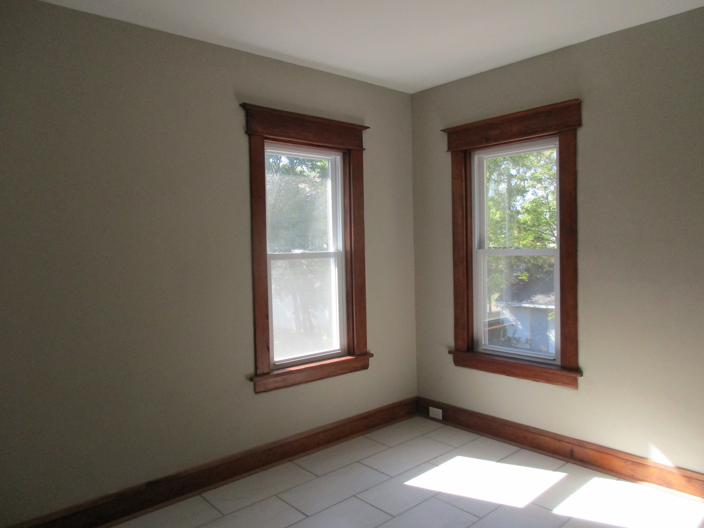 369 South Chicago Avenue Kankakee, IL 60901 - Photo 27 of 40 a view of an empty room with a window