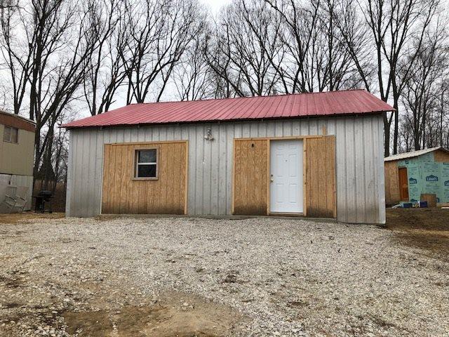 2118 Old Farm Road Bedford, IN 47421 - Photo 2 of 15